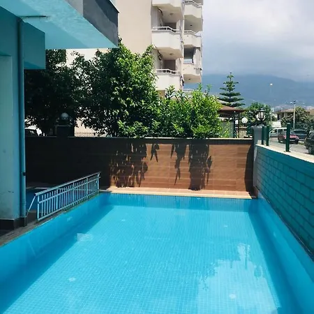 Хорошая Квартира 2+1 В Центре Махмутлара Apartament